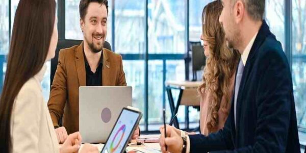 Consultant Wiufamcta Jivbcqu